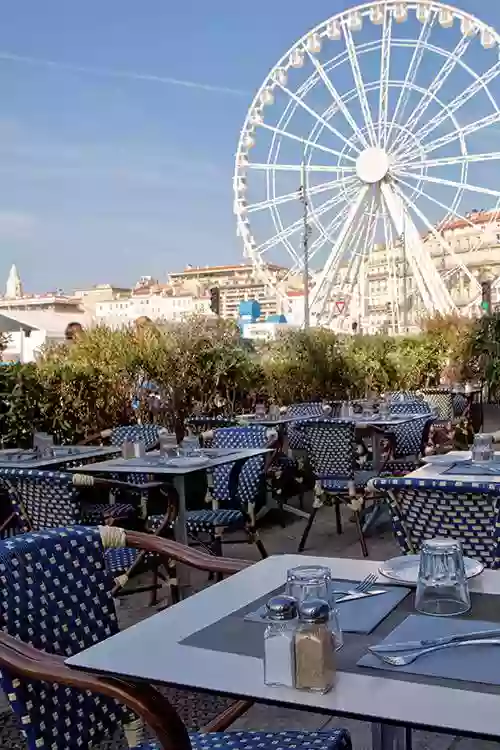 Le Restaurant - Brasserie Om Café - Vieux Port Marseille - Meilleur restaurant marseille